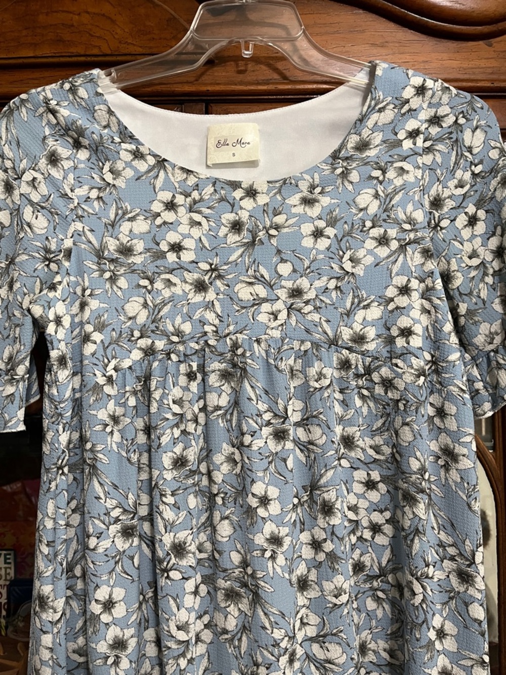 Ella Mara Light Blue Floral Short-Sleeve Midi Dress size small - Picture 6 of 6